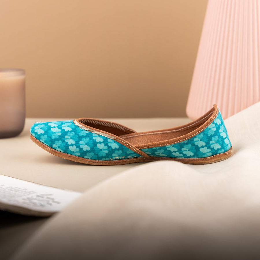 Blue Floral Jutti